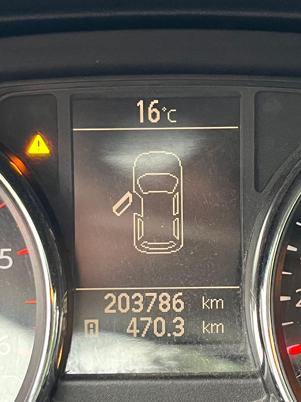 Nissan Qashqai - фото 2