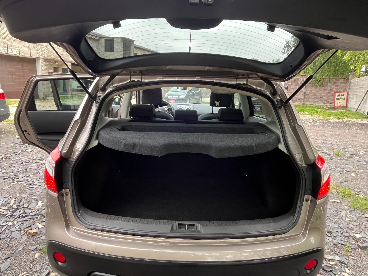 Nissan Qashqai - фото 17