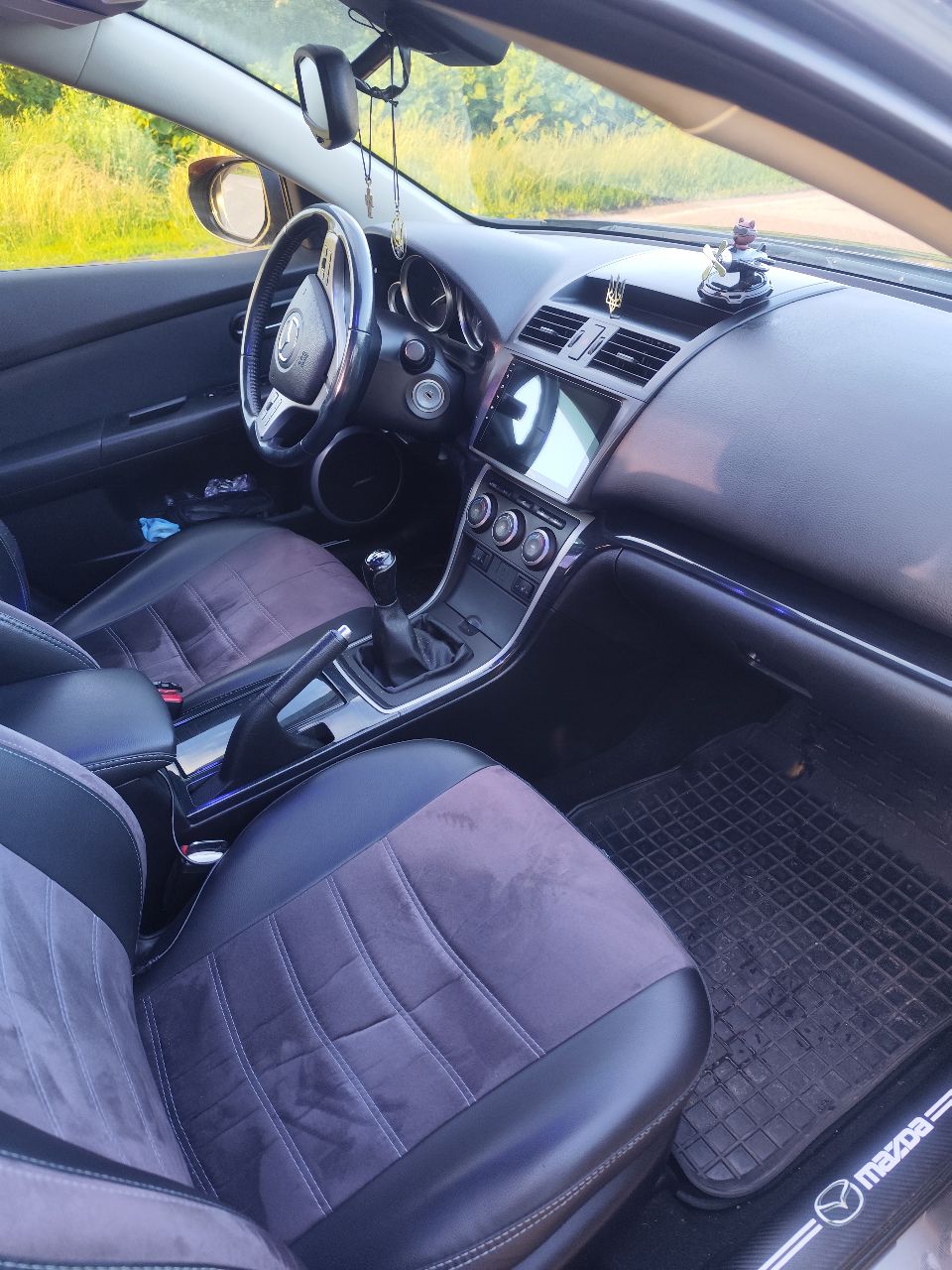 Mazda 6 - фото 8