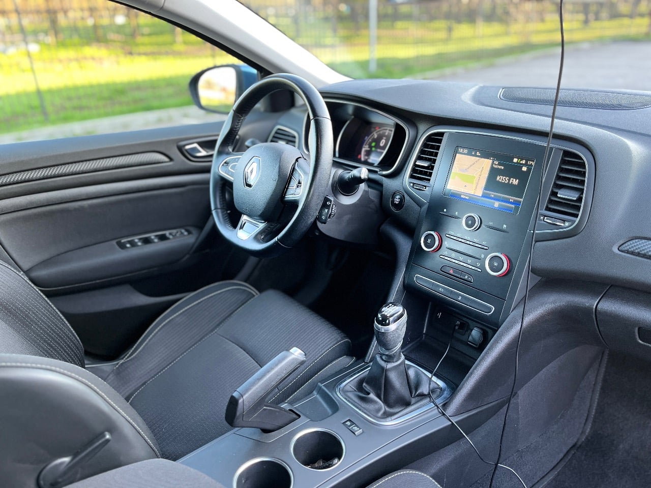 Renault Megane - фото 12