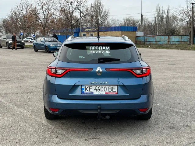 Renault Megane - фото 4