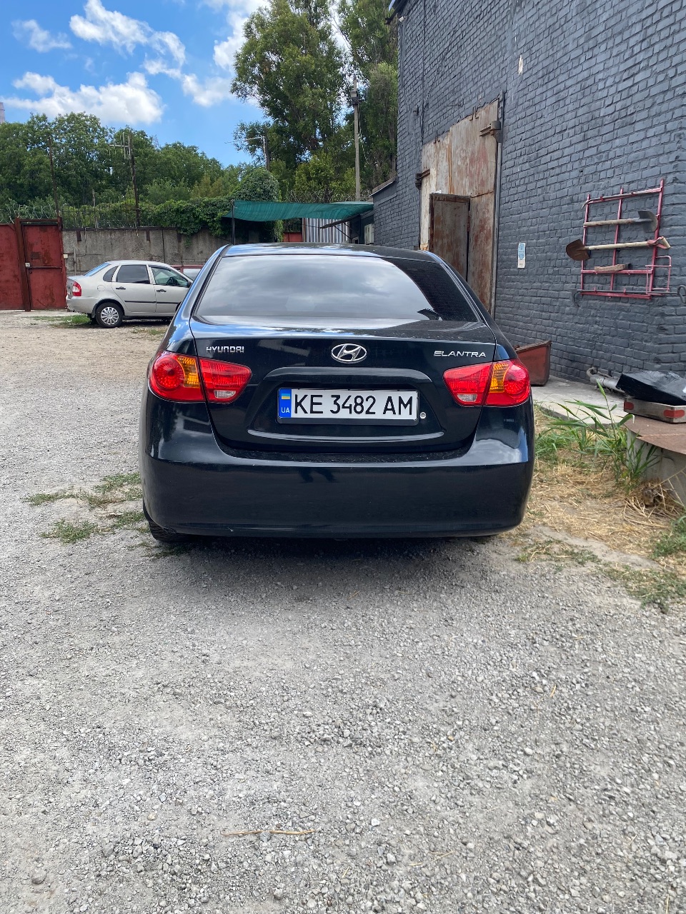 Hyundai Elantra - фото 10