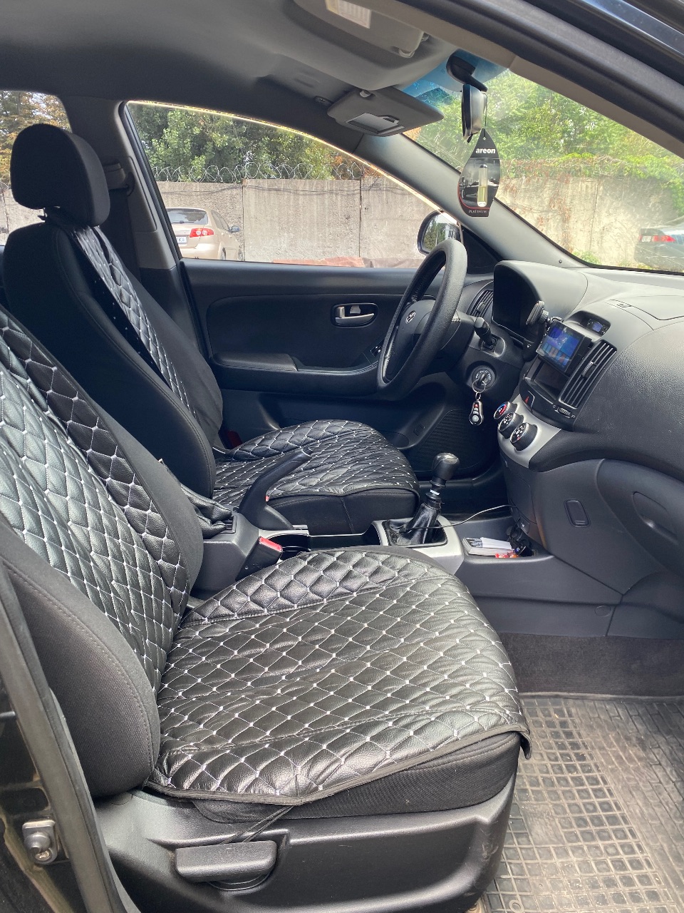 Hyundai Elantra - фото 9