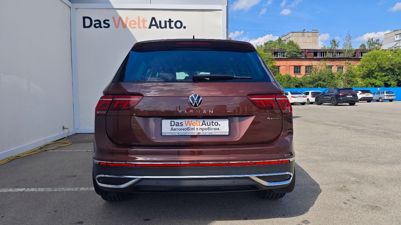 Volkswagen Tiguan - фото 4