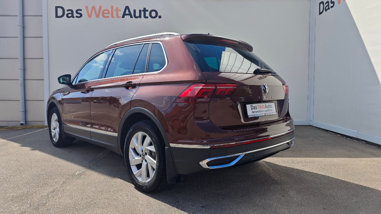 Volkswagen Tiguan - фото 3
