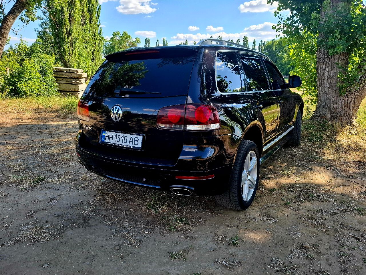 Volkswagen Touareg - фото 5