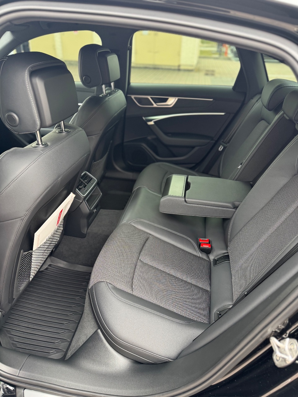 Audi A6 - фото 3