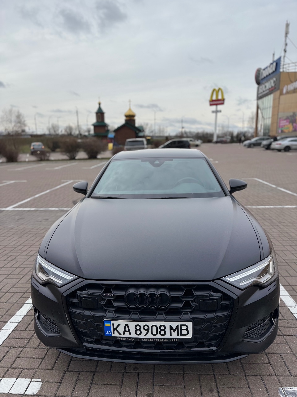 Audi A6 - фото 11