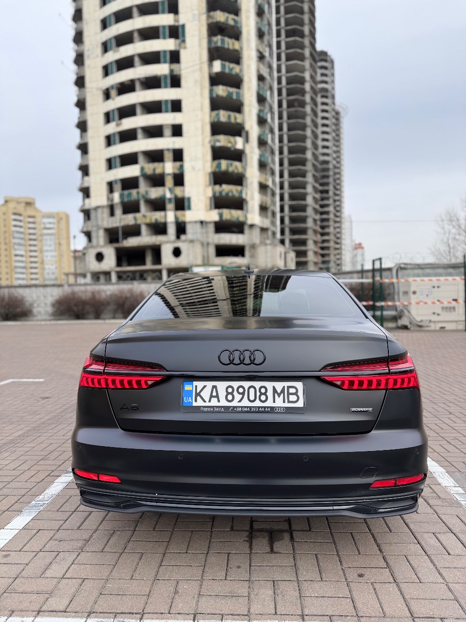 Audi A6 - фото 14