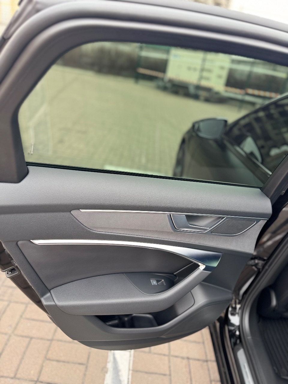 Audi A6 - фото 4