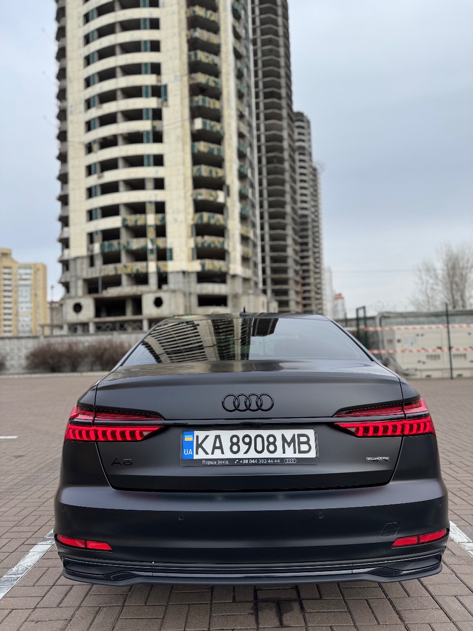 Audi A6 - фото 13