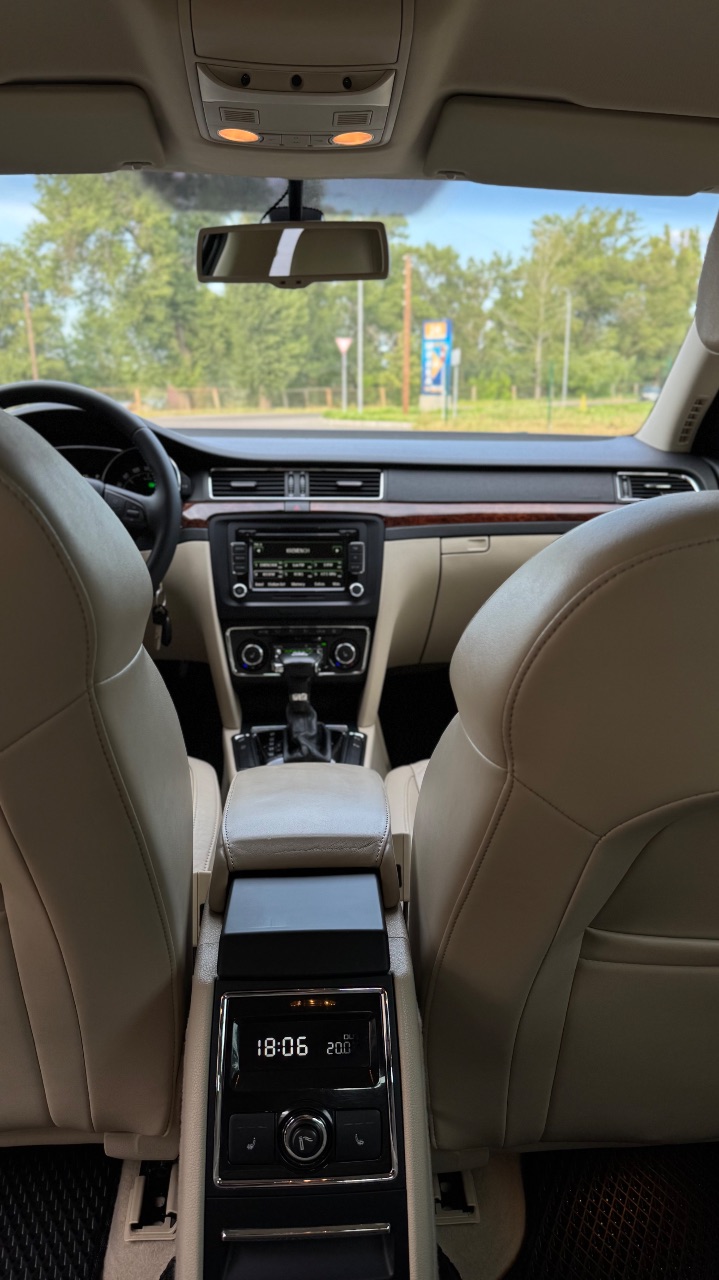 Skoda Superb - фото 7