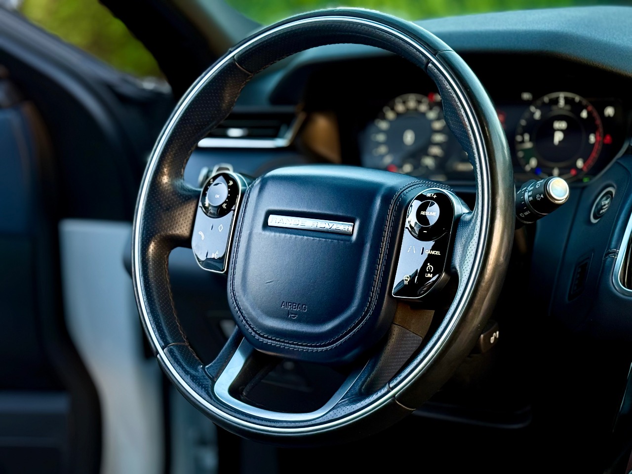 Land Rover Range Rover Velar - фото 35