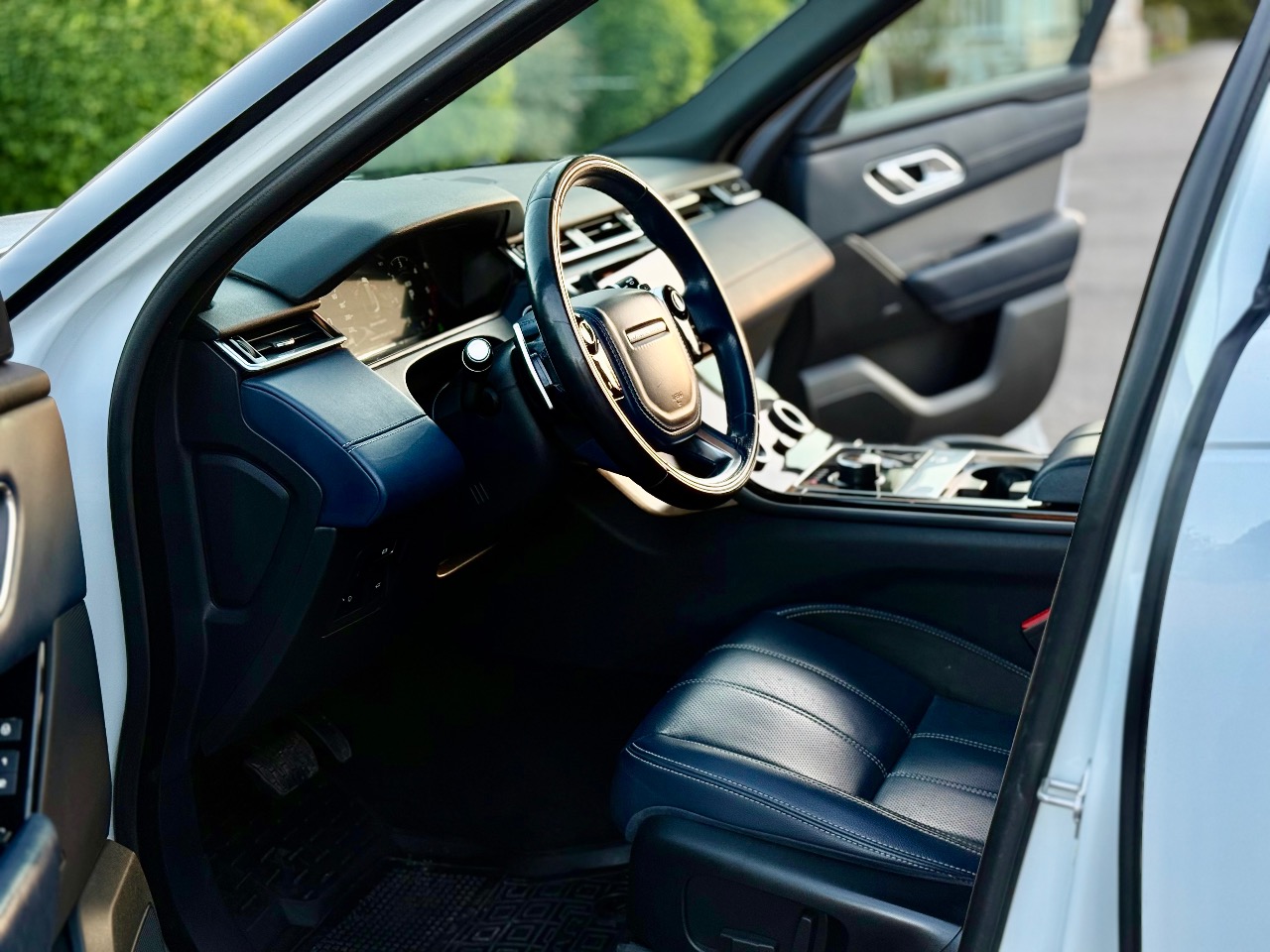 Land Rover Range Rover Velar - фото 32