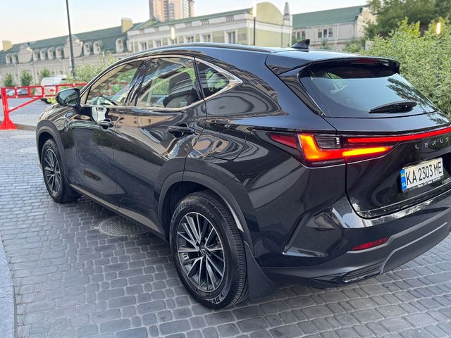 Lexus NX - фото 3