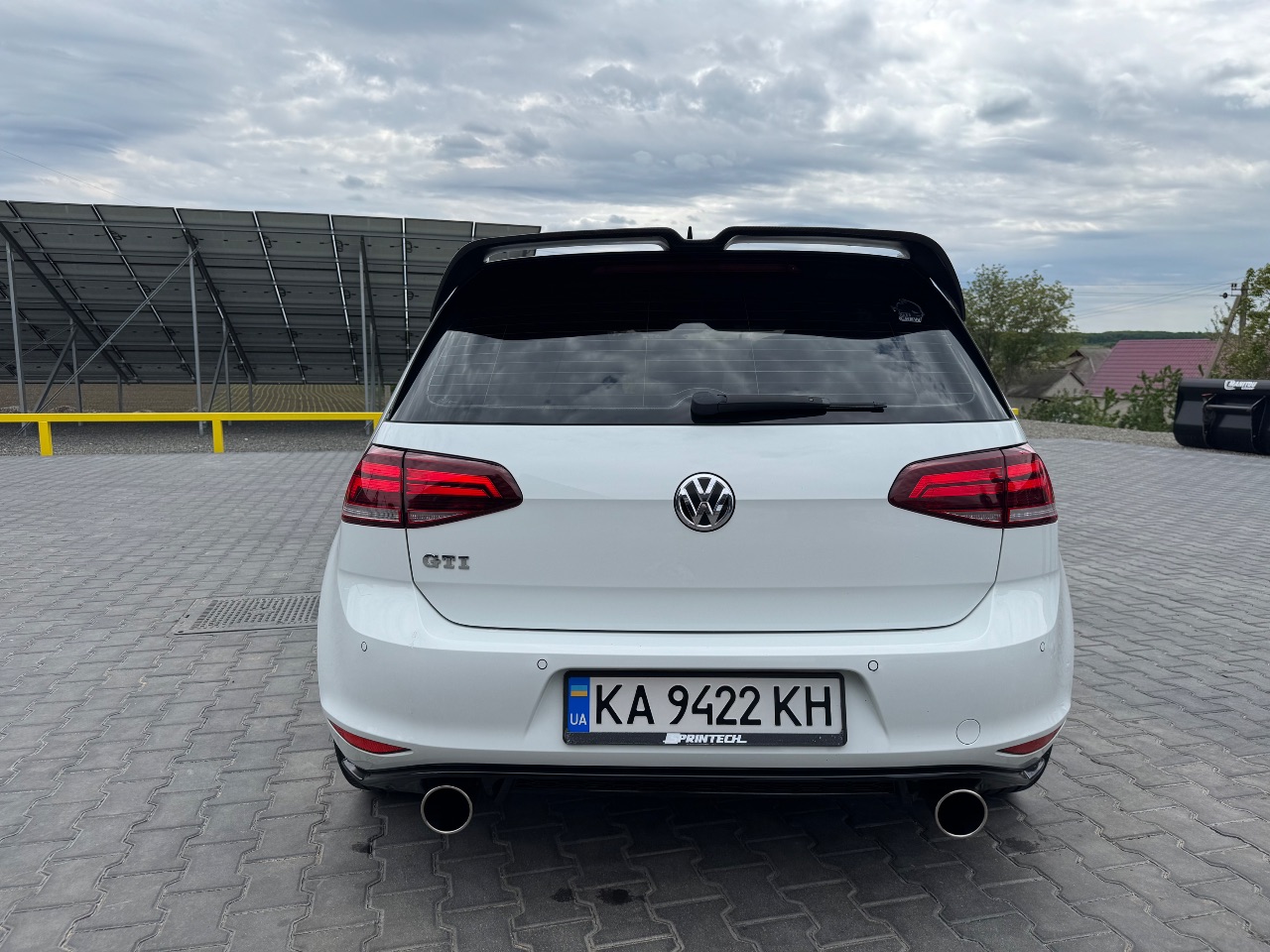 Volkswagen Golf GTI - фото 5