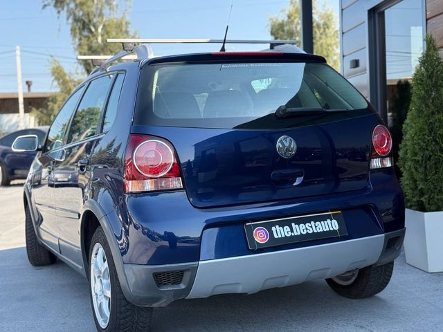 Volkswagen Polo - фото 2