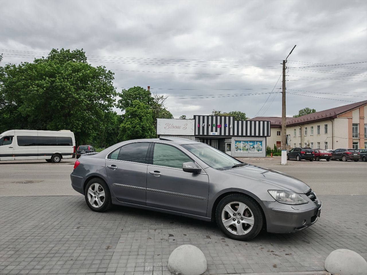 Honda Legend - фото 1