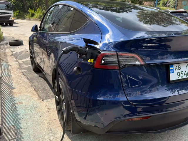 Tesla Model Y 2022, Вінниця, $23 700 - зображення 3