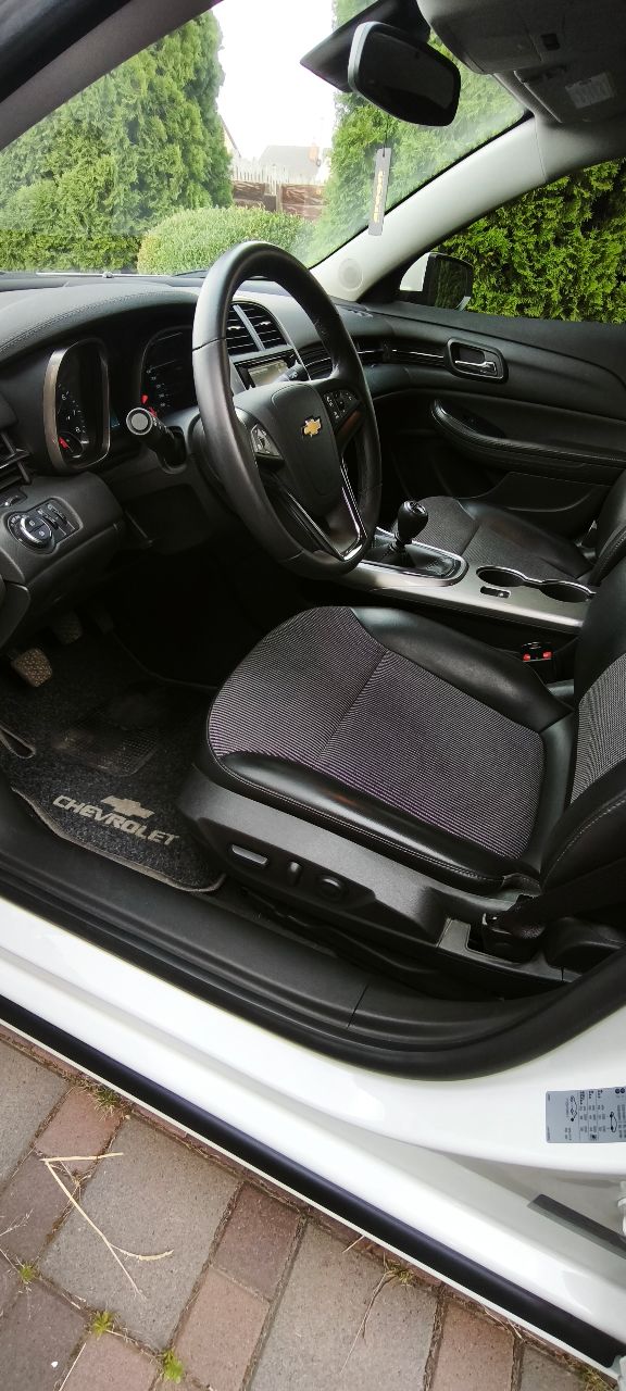 Chevrolet Malibu - фото 16