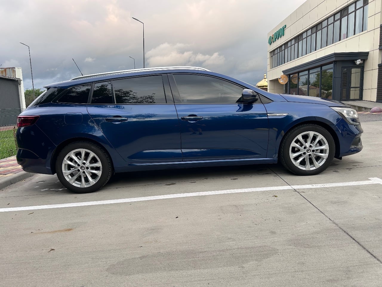 Renault Megane - фото 13