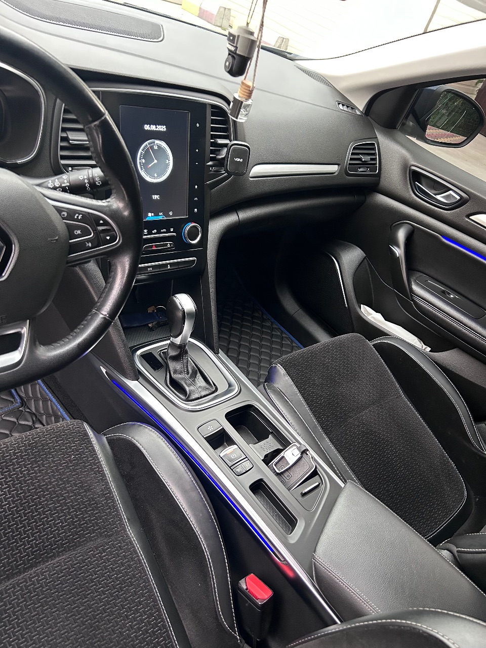 Renault Megane - фото 6
