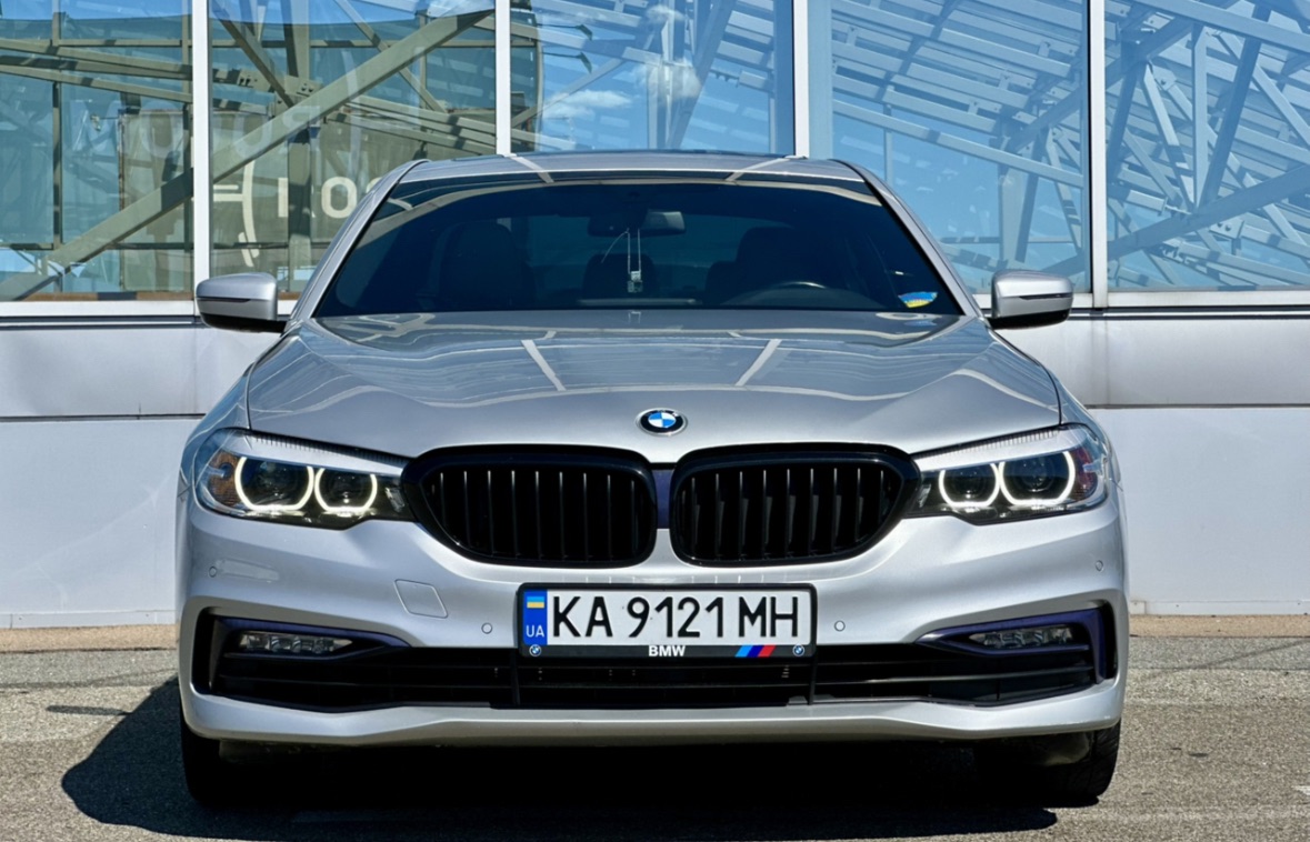 BMW 5 серії - фото 2