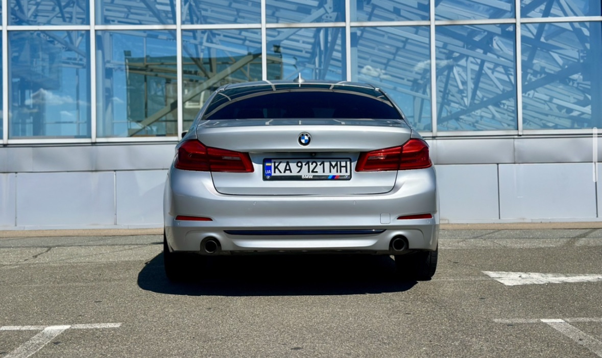 BMW 5 серії - фото 9