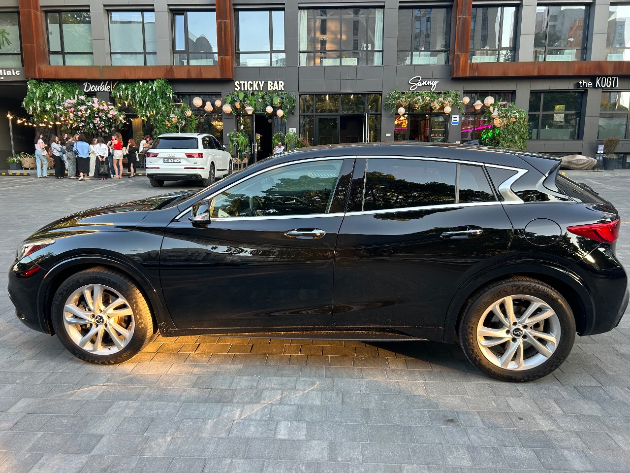 Infiniti QX30 - фото 4