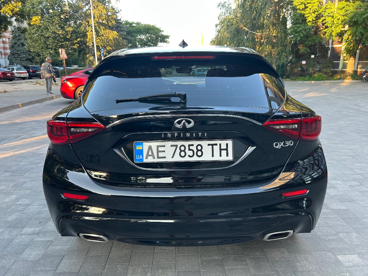 Infiniti QX30 - фото 7