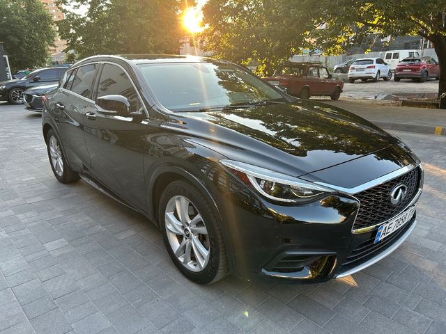 Infiniti QX30 - зображення 1
