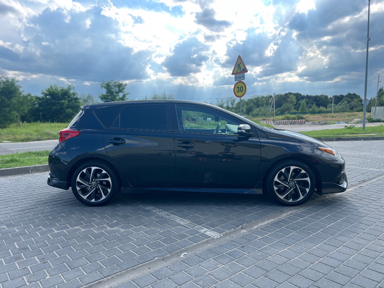 Toyota Corolla - фото 9