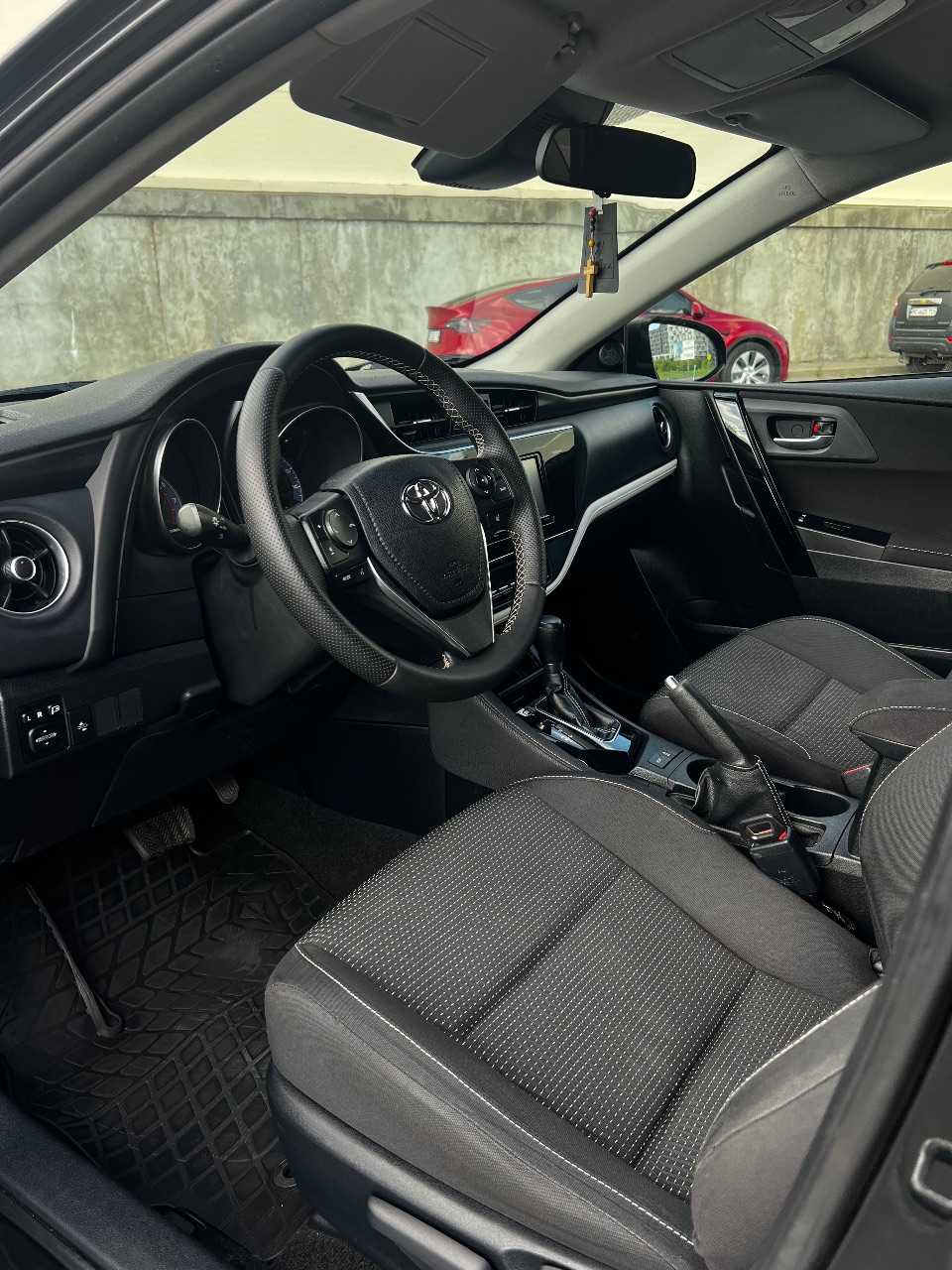 Toyota Corolla - фото 5