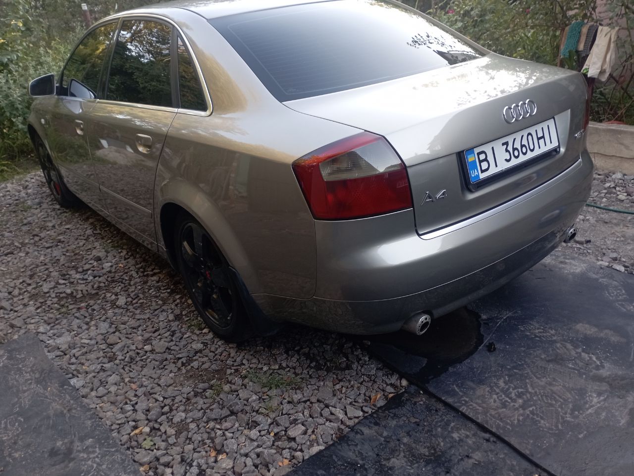 Audi A4 - фото 3