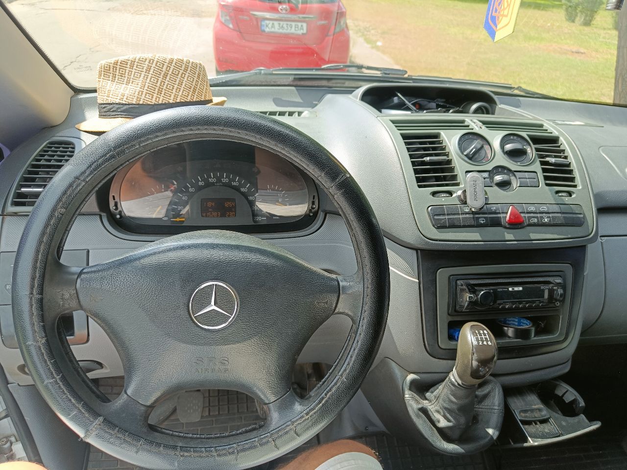 Mercedes-Benz Vito - фото 12