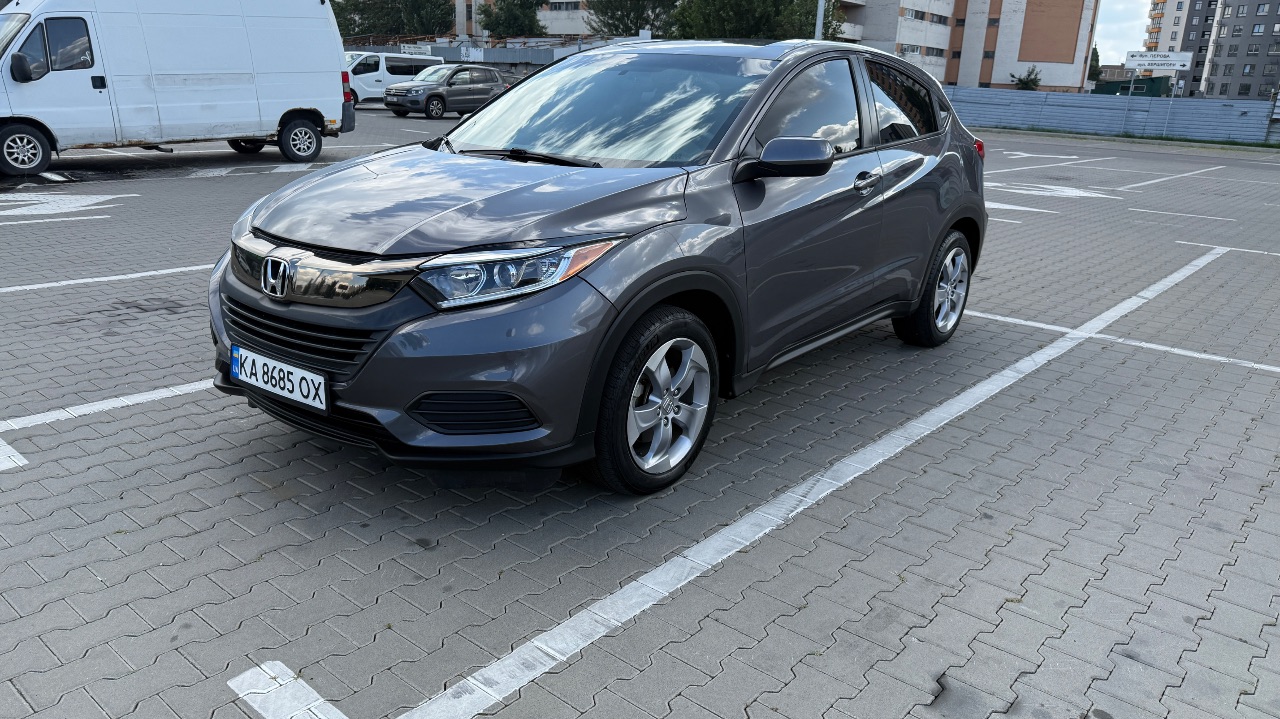 Honda HR-V - фото 1