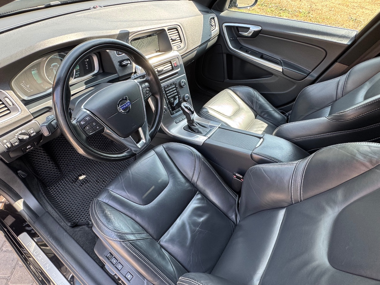 Volvo V60 - фото 10