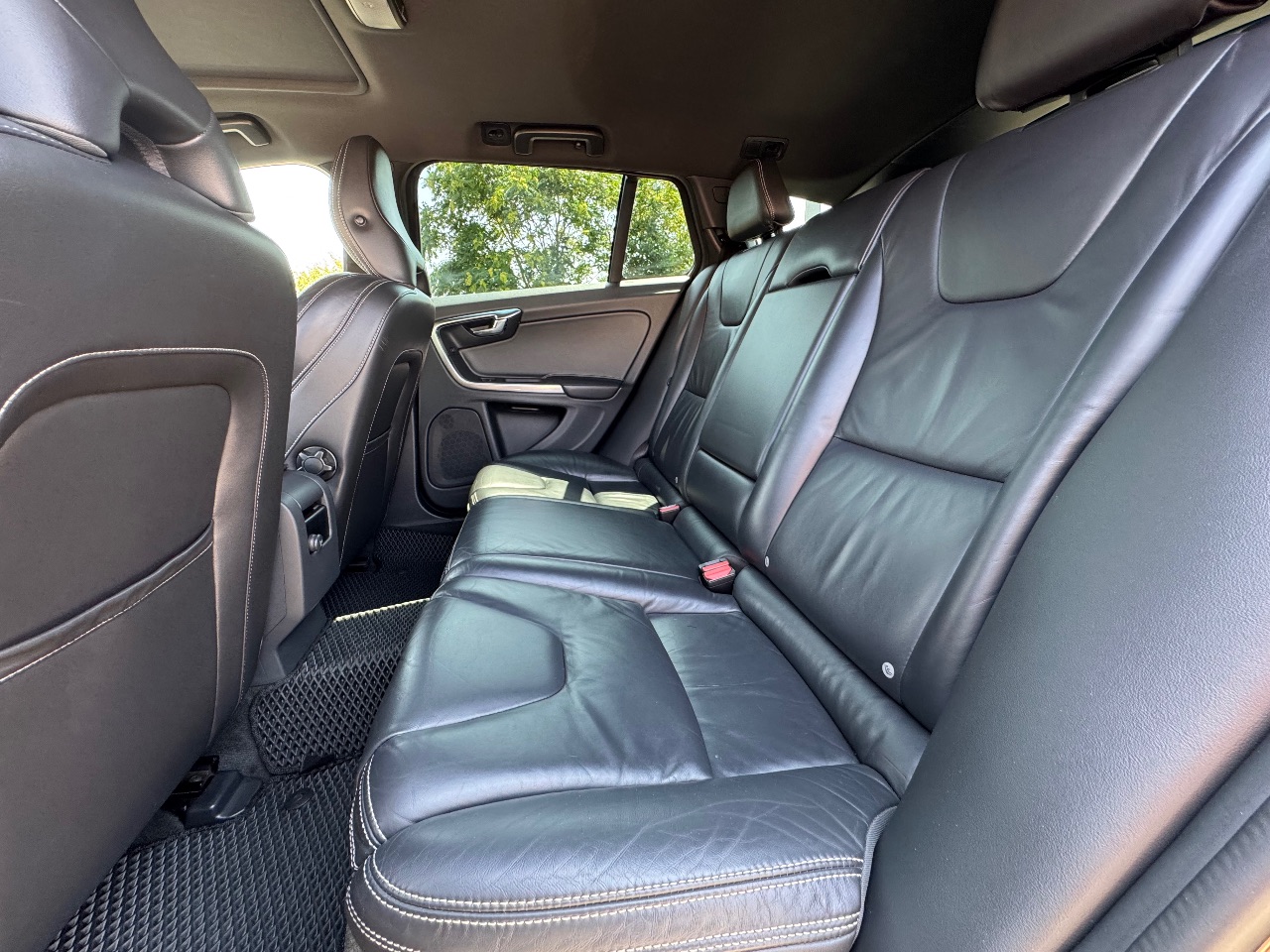 Volvo V60 - фото 3