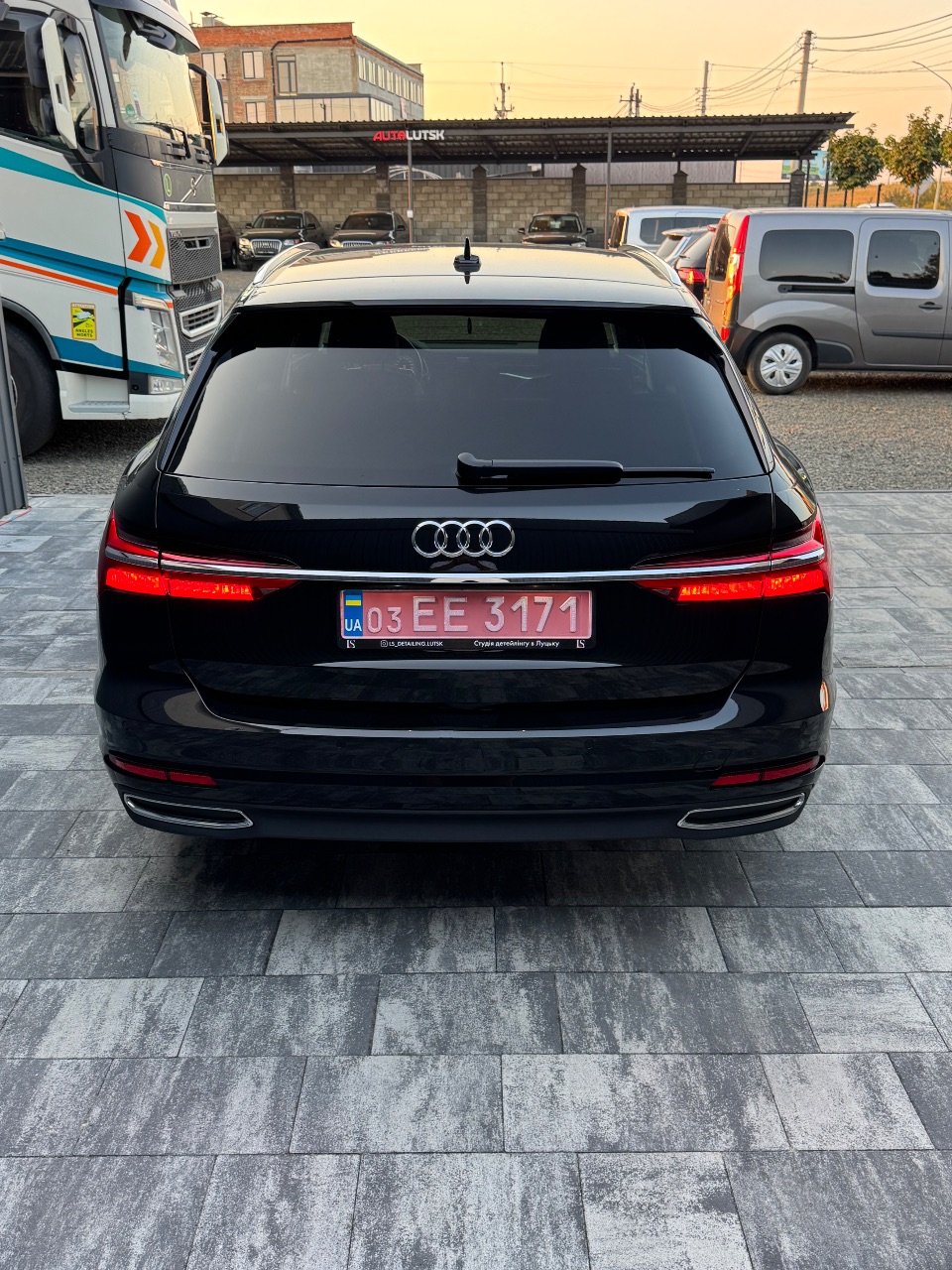 Audi A6 - фото 14