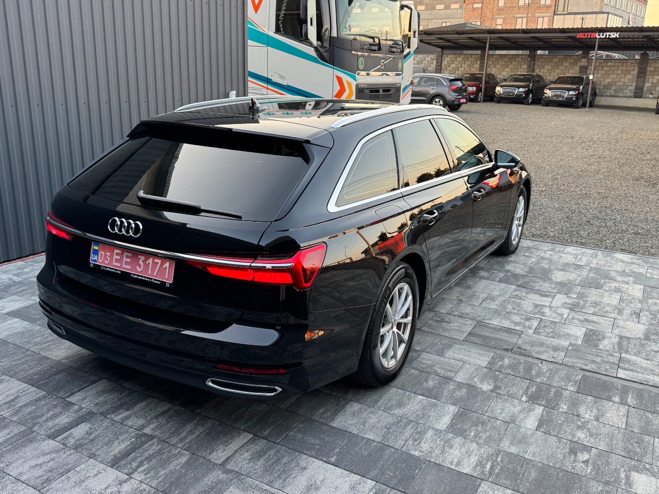 Audi A6 - фото 12