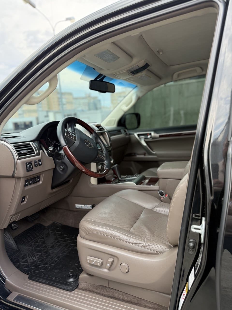 Lexus GX - фото 4