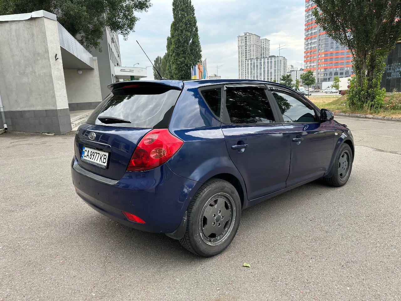 Kia Ceed - фото 4