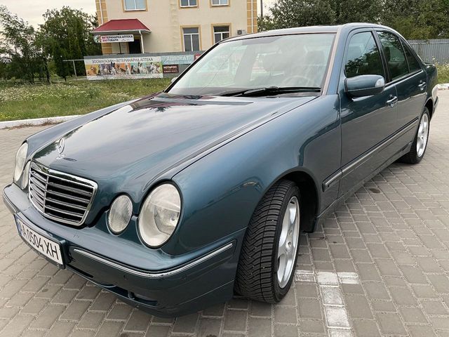 Mercedes-Benz E-Класс - зображення 3