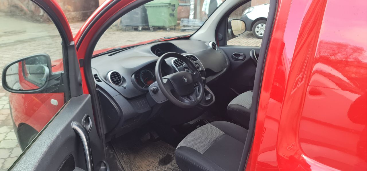 Renault Kangoo - фото 9