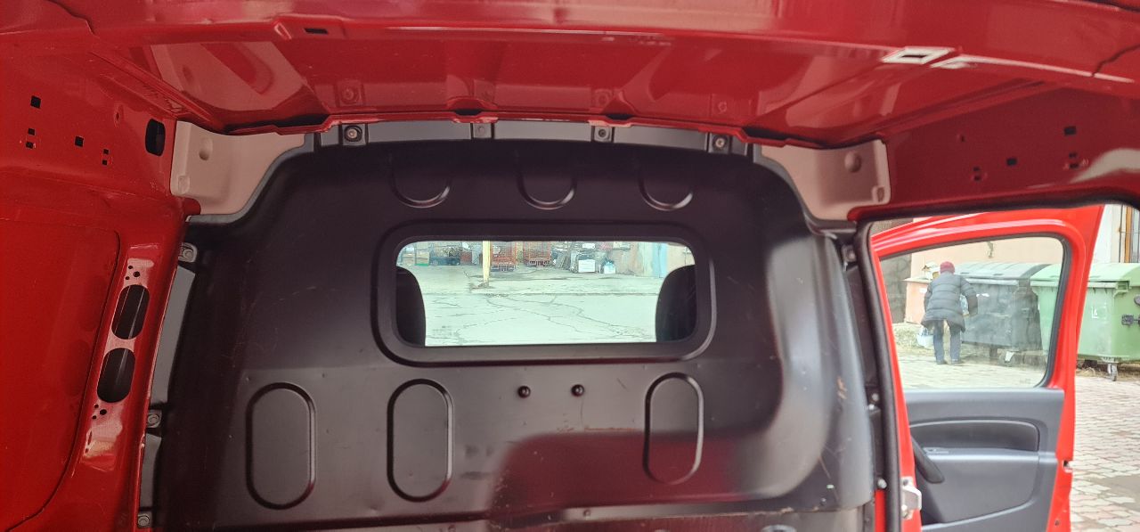 Renault Kangoo - фото 8