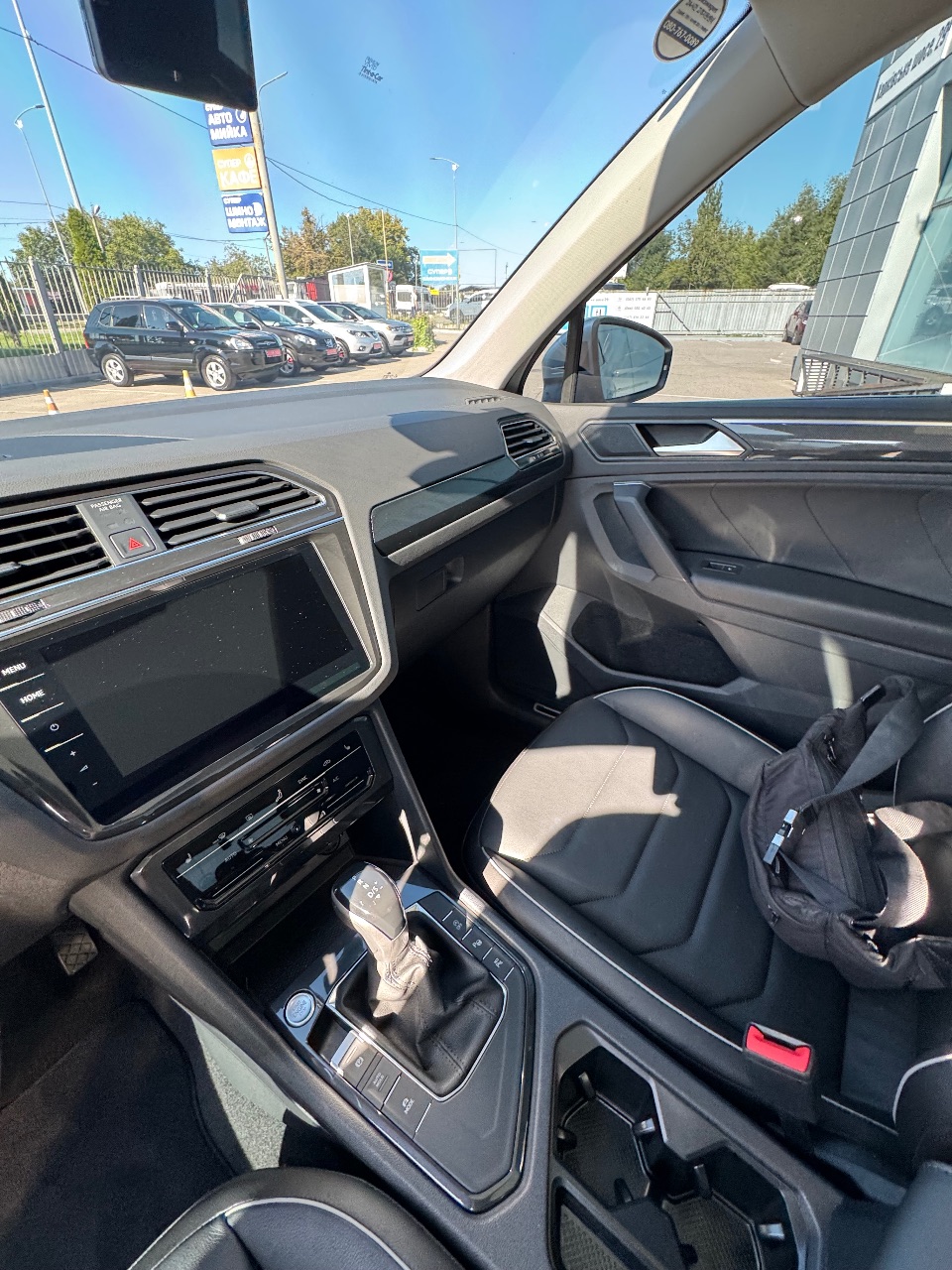 Volkswagen Tiguan - фото 25