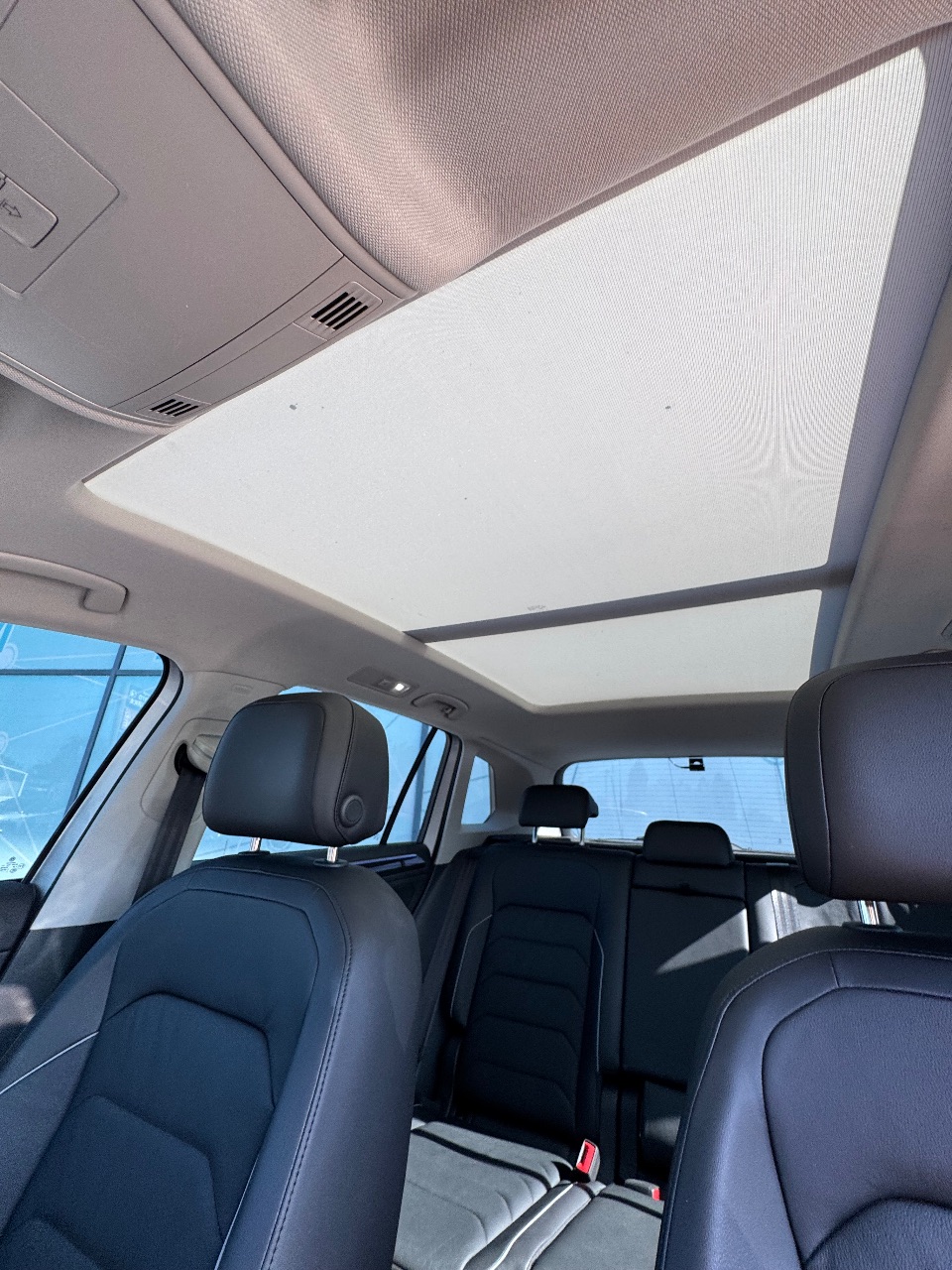 Volkswagen Tiguan - фото 28