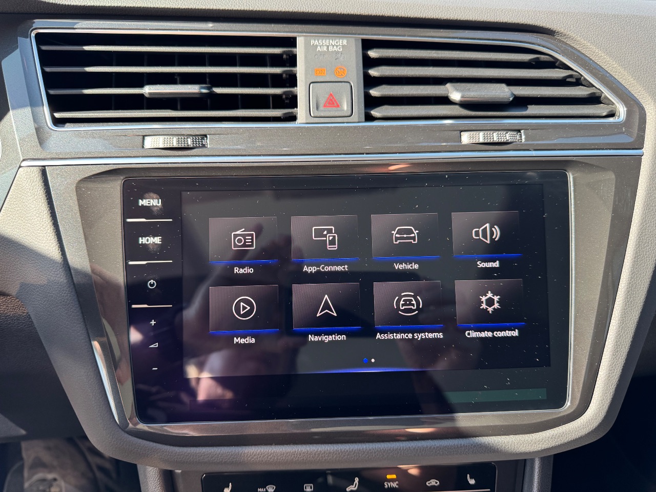 Volkswagen Tiguan - фото 32