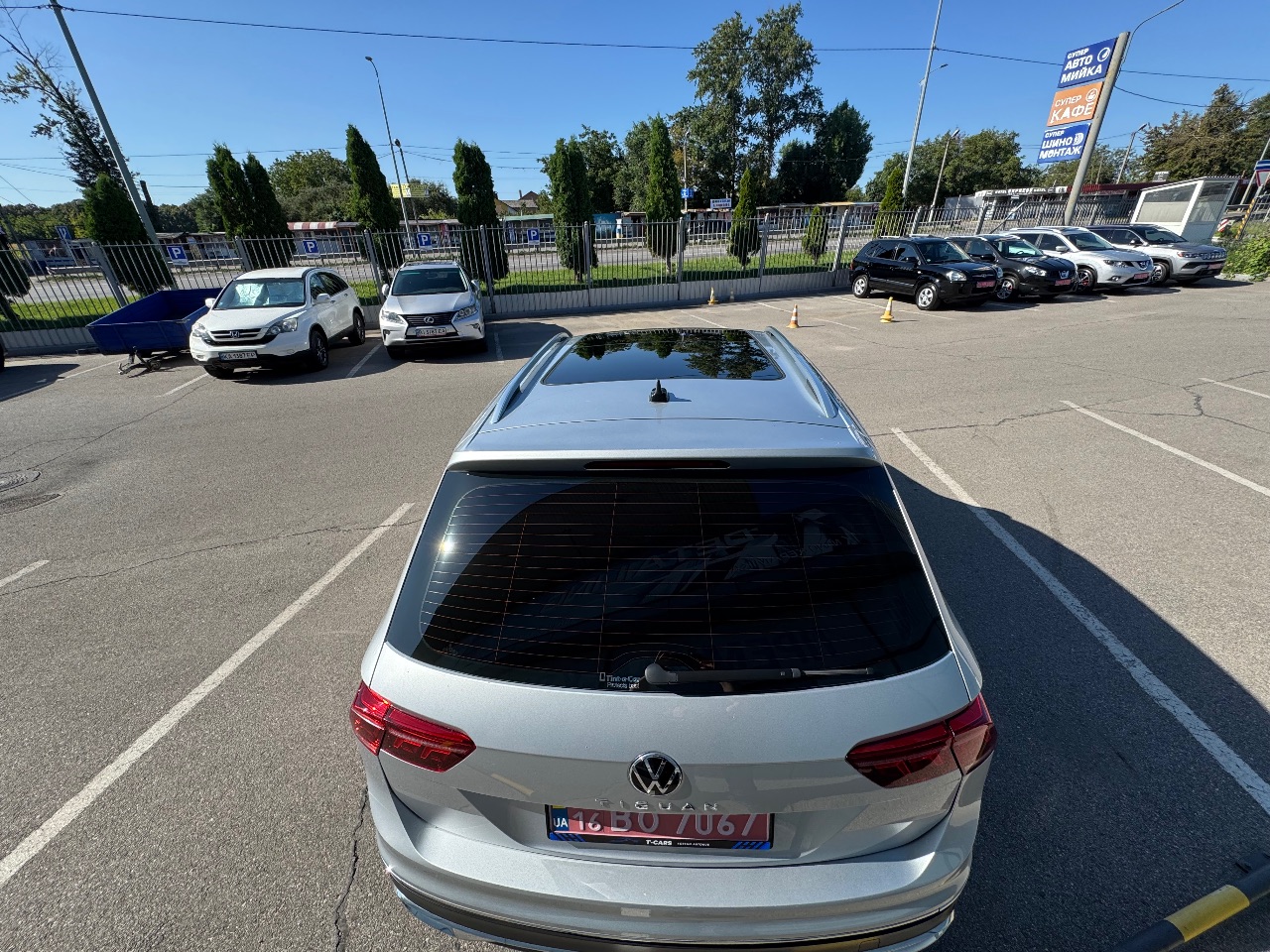 Volkswagen Tiguan - фото 13