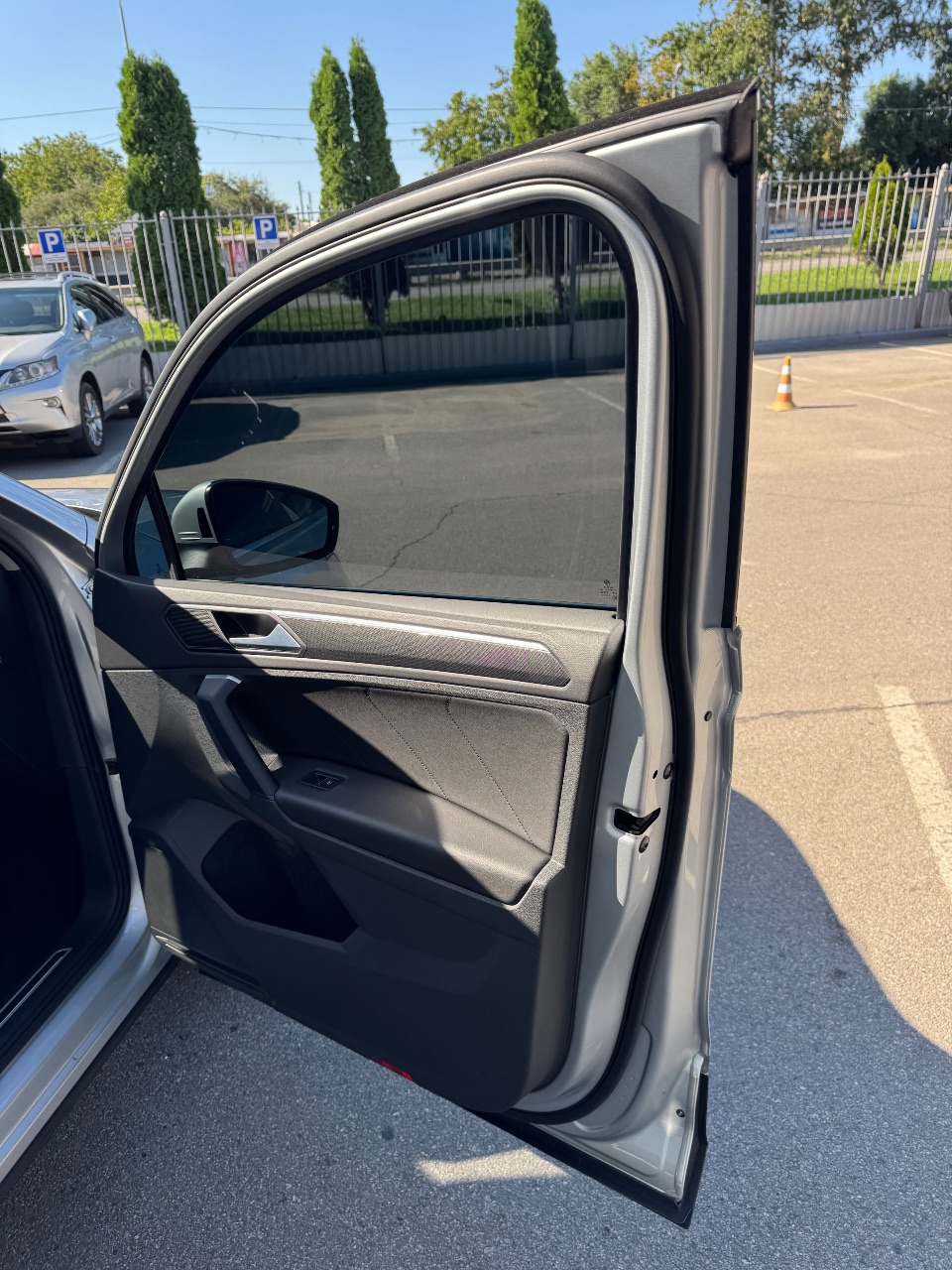 Volkswagen Tiguan - фото 38